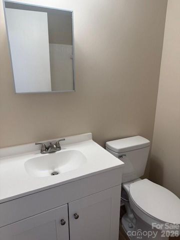 1610 Arlyn Circle, Charlotte, NC 28213