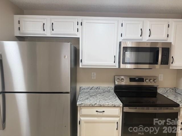 1610 Arlyn Circle, Charlotte, NC 28213