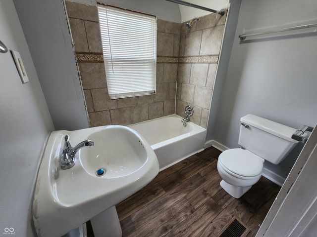 2007 Westview Drive, Indianapolis, IN 46221
