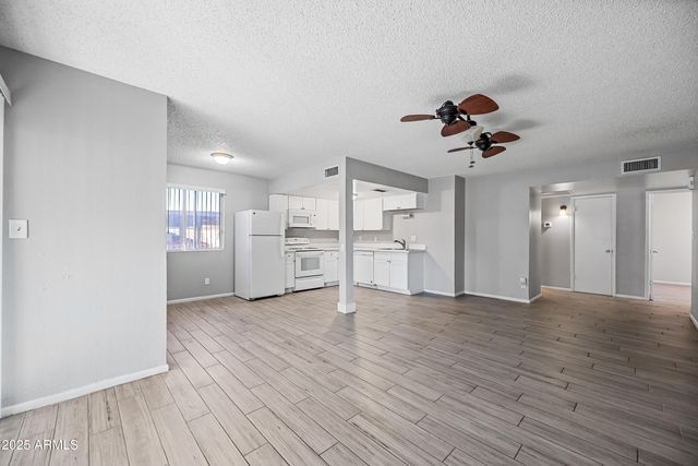 3445 E EARLL Drive 1, Phoenix, AZ 85018