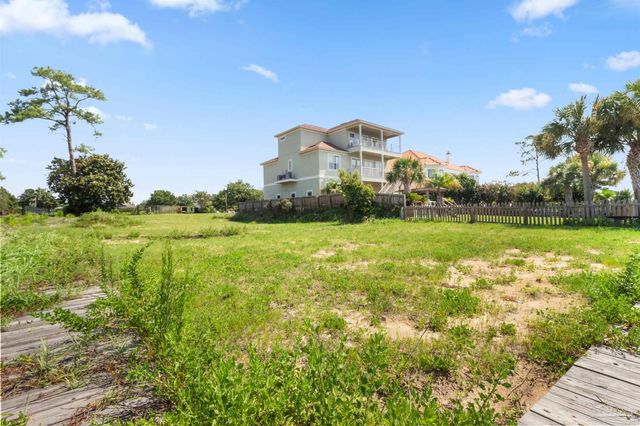 1709 Brooke Beach Dr, Navarre, FL 32566