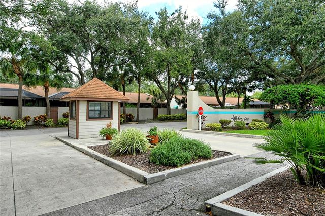 4423 PARK LAKE TERRACE N, Bradenton, FL 34209