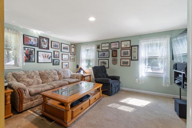 89 Townsend Road, Mason, NH 03048