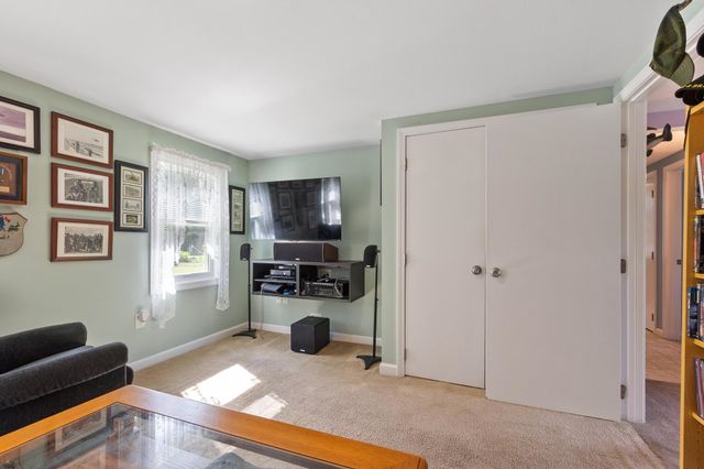 89 Townsend Road, Mason, NH 03048