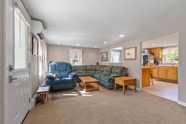 89 Townsend Road, Mason, NH 03048