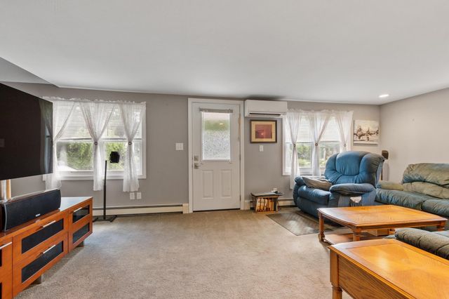 89 Townsend Road, Mason, NH 03048
