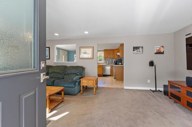 89 Townsend Road, Mason, NH 03048