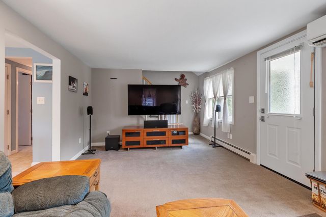 89 Townsend Road, Mason, NH 03048