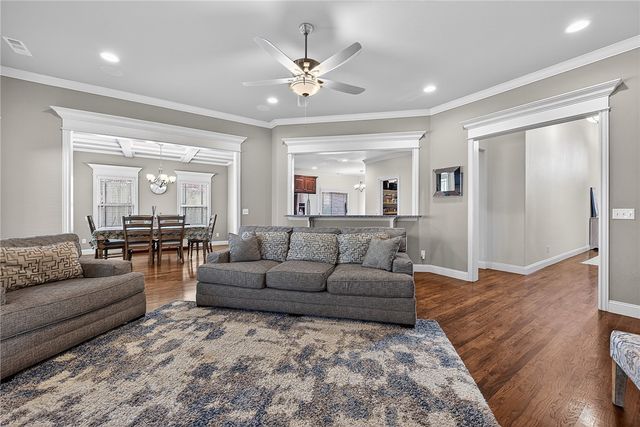 2003 NE Steinbeck Drive, Bentonville, AR 72712
