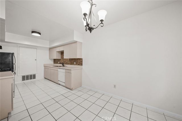 11725 Lemay Street 6, North Hollywood, CA 91606