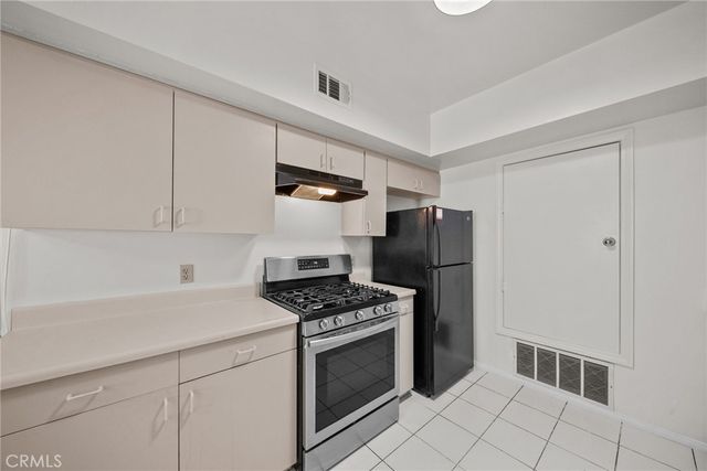 11725 Lemay Street 6, North Hollywood, CA 91606