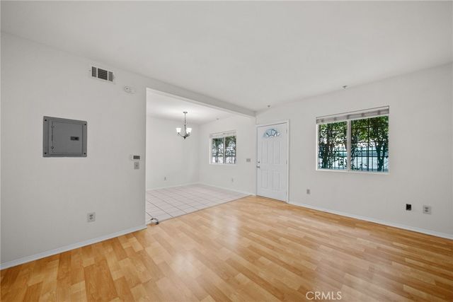 11725 Lemay Street 6, North Hollywood, CA 91606