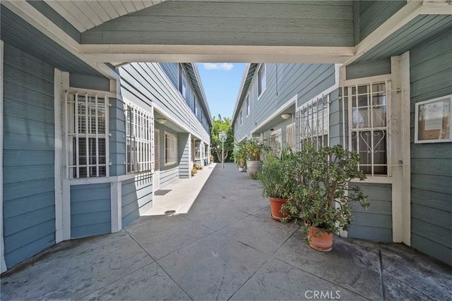 11725 Lemay Street 6, North Hollywood, CA 91606