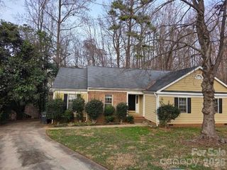 902 Eldorado Avenue, Charlotte, NC 28262