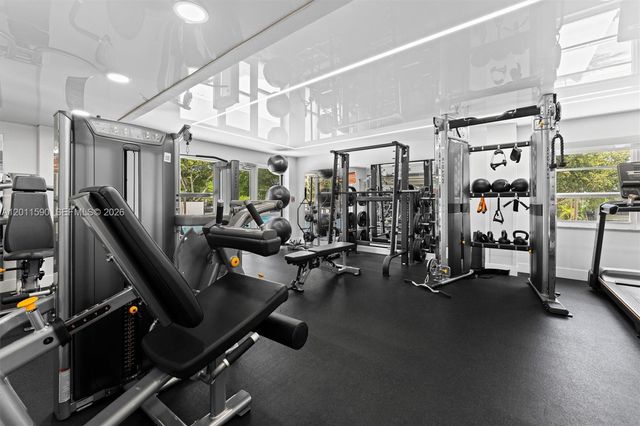 340 Sunset Dr 1810, Fort Lauderdale, FL 33301