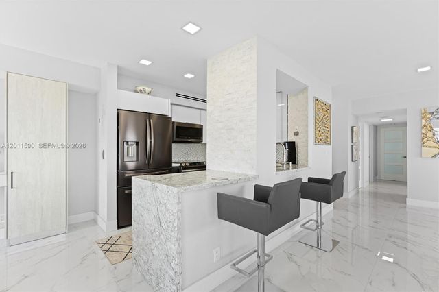 340 Sunset Dr 1810, Fort Lauderdale, FL 33301