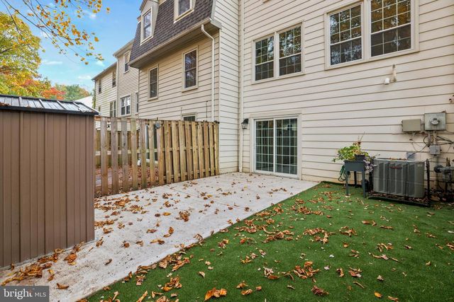 9523 CHERRY OAK CT, Burke, VA 22015