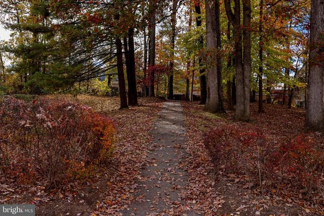 9523 CHERRY OAK CT, Burke, VA 22015