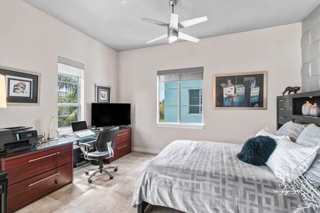 335 SE 6th Avenue 304, Delray Beach, FL 33483