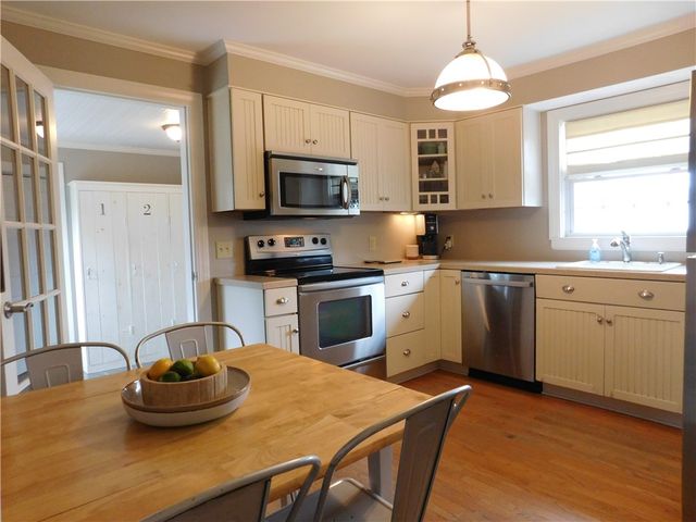 14 Westfield Road, Warwick, RI 02888