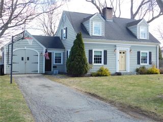14 Westfield Road, Warwick, RI 02888
