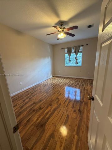 20715 NE 10th Ct 20715, Miami, FL 33179