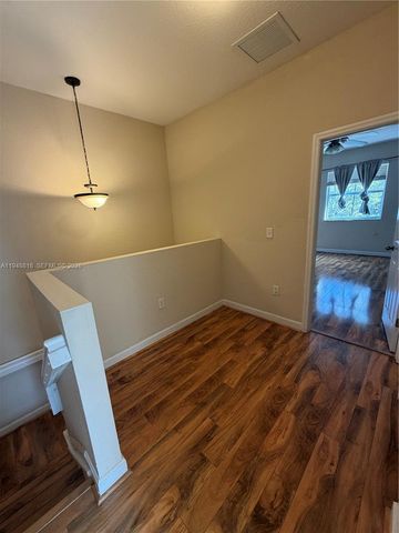 20715 NE 10th Ct 20715, Miami, FL 33179