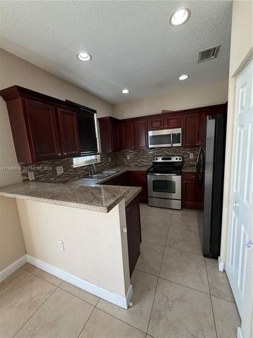 20715 NE 10th Ct 20715, Miami, FL 33179