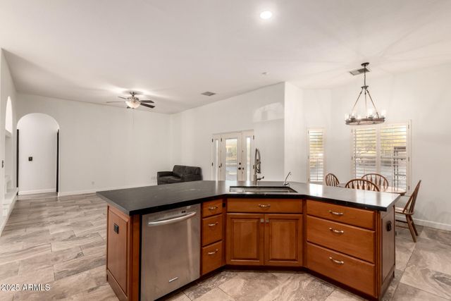 39029 N 21ST Avenue, Phoenix, AZ 85086