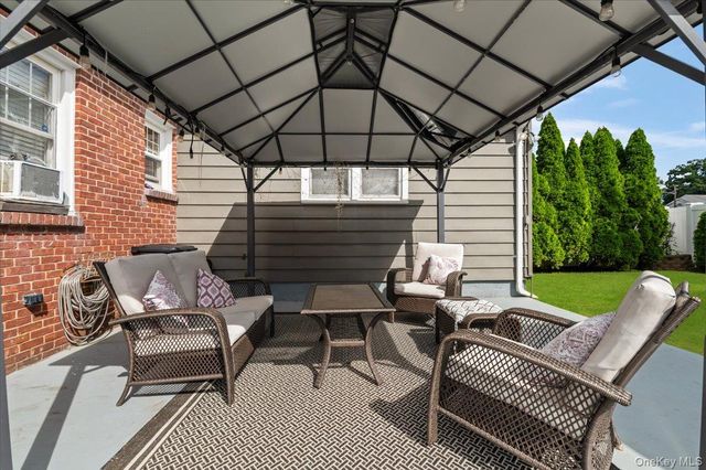 11 Belt Street, North Bellmore, NY 11710