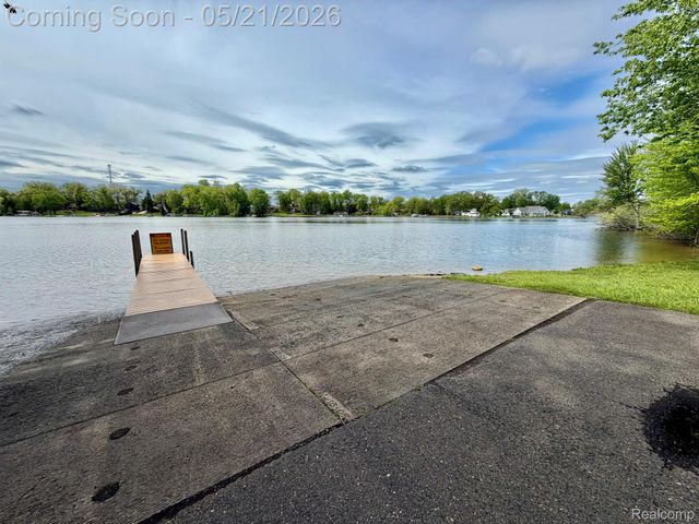 1673 Edwin Drive, Genoa Township, MI 48114