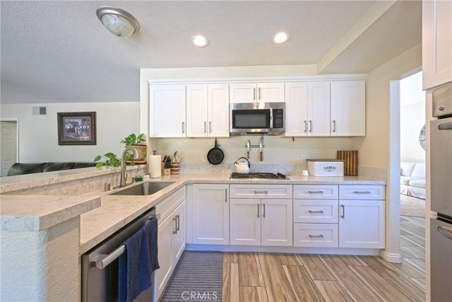 31465 Paseo Goleta, Temecula, CA 92592