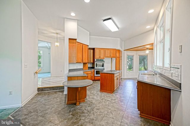 65 KINGS CREEK CIR, Rehoboth Beach, DE 19971