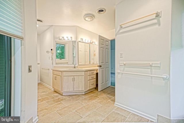 65 KINGS CREEK CIR, Rehoboth Beach, DE 19971