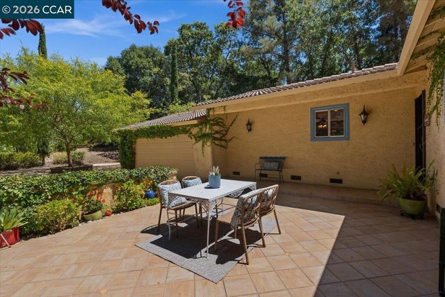 1555 Pleasant Hill Road, Lafayette, CA 94549