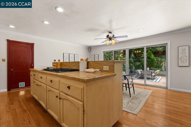 1555 Pleasant Hill Road, Lafayette, CA 94549