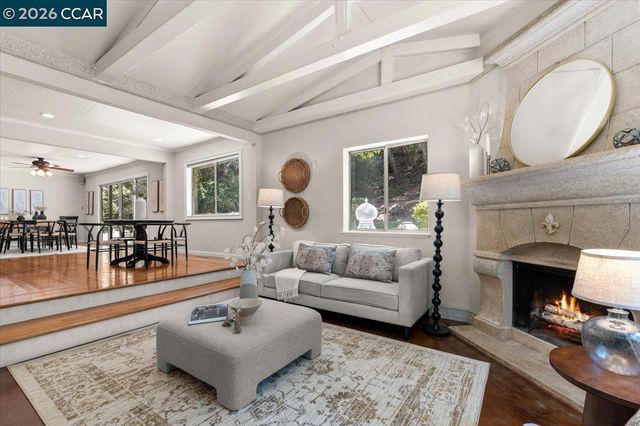1555 Pleasant Hill Road, Lafayette, CA 94549
