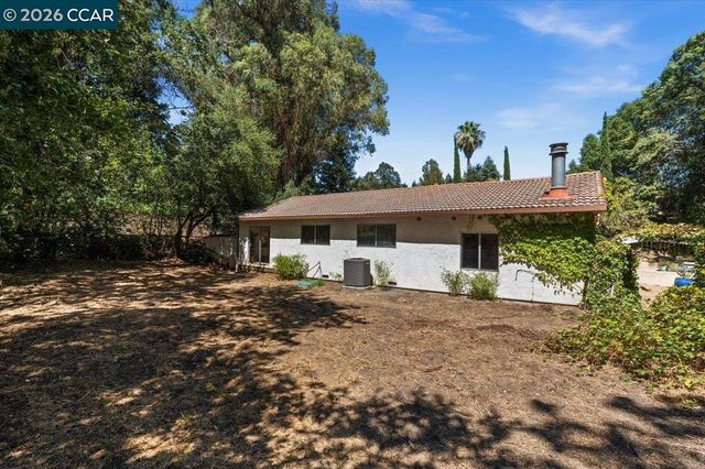 1555 Pleasant Hill Road, Lafayette, CA 94549