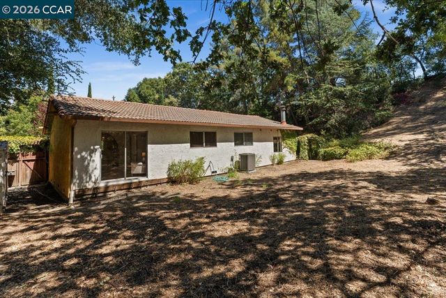 1555 Pleasant Hill Road, Lafayette, CA 94549
