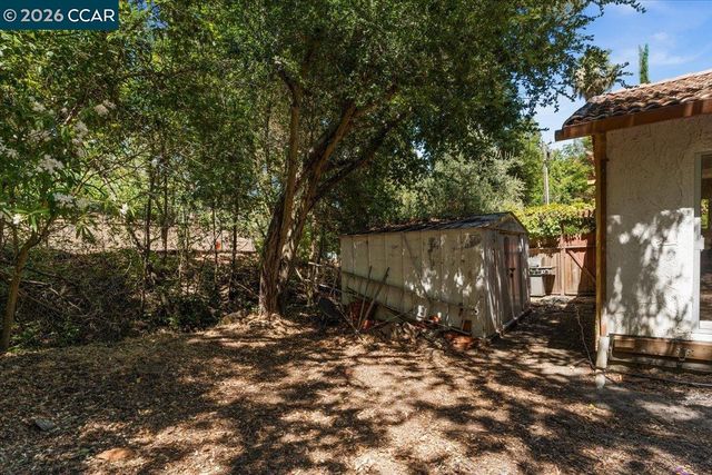 1555 Pleasant Hill Road, Lafayette, CA 94549