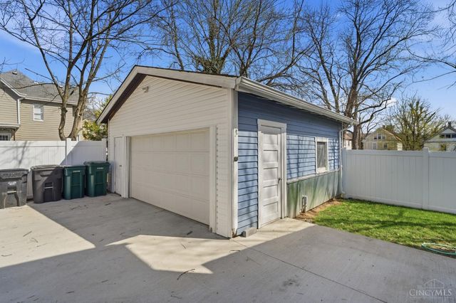 6116 Roe Street, Cincinnati, OH 45227