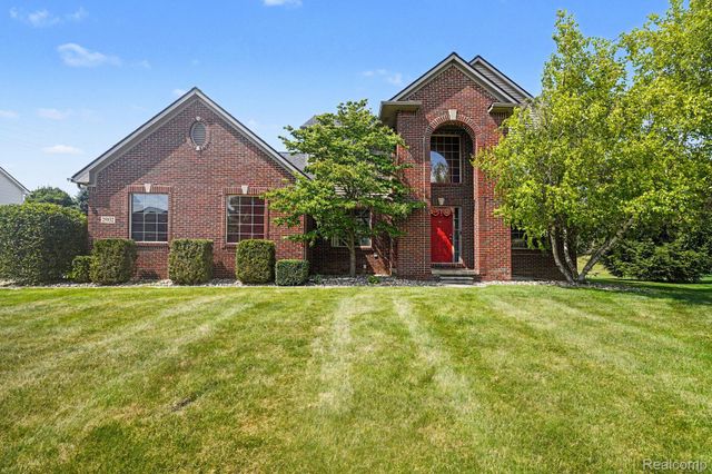 25932 Cobblers Lane, Lyon Charter Township, MI 48178