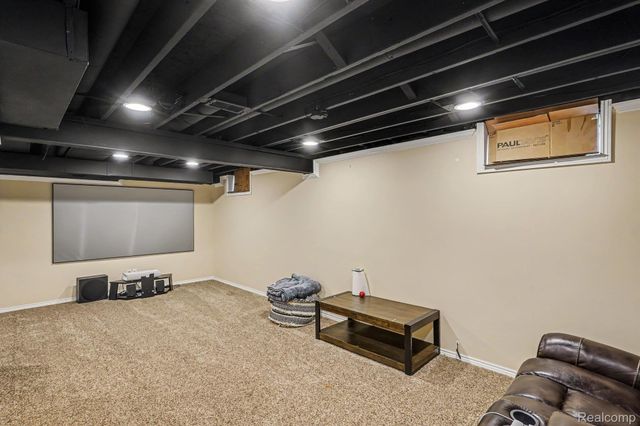25932 Cobblers Lane, Lyon Charter Township, MI 48178