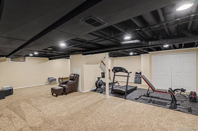 25932 Cobblers Lane, Lyon Charter Township, MI 48178