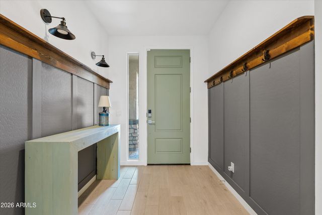 37046 N ANDRAVIDA Drive, San Tan Valley, AZ 85140