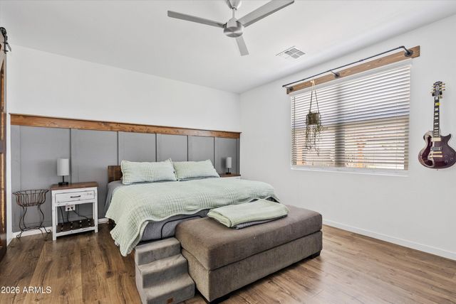 37046 N ANDRAVIDA Drive, San Tan Valley, AZ 85140