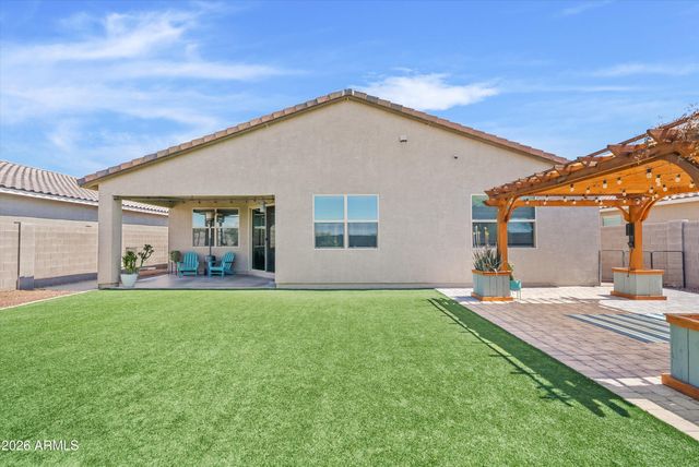 37046 N ANDRAVIDA Drive, San Tan Valley, AZ 85140