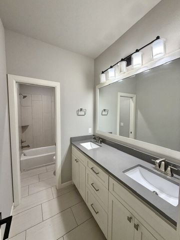 803 E Delmar Place, Broken Arrow, OK 74012