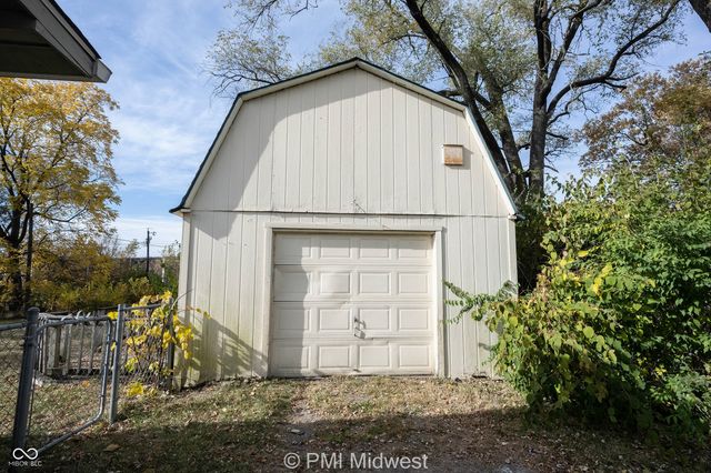 3202 Wellington Avenue, Indianapolis, IN 46226