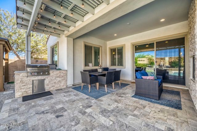 20516 W COLLEGE Drive, Buckeye, AZ 85396